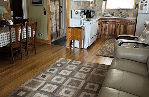 Lake Linden Cottage | Lake Superior Cottage on Sandy Beach, cl. houghton, calumet, LL Sunrise, beach