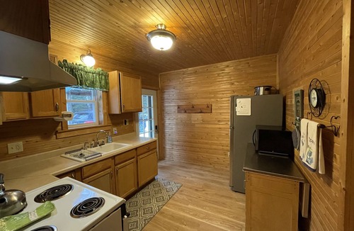 Brimley Cabin | Lake Superior Lakefront Cabin w/Beach, Sauna & Stunning Views