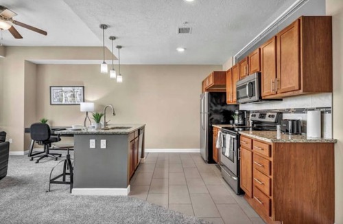 Playhouse Square Apartment | LAKE VIEWS! 15th Floor Downtown High-Rise Gym