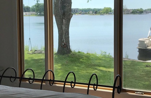 La Porte House | Lakefront 4-bedroom home on Pine Lake