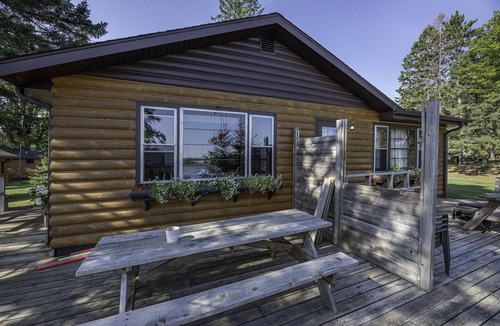 Watersmeet Cabin | Lakefront Cabin on Cisco Chain of Lakes