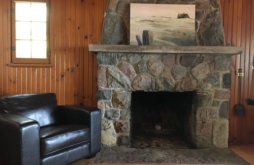 Higgins Lake Cabin | Lakefront Cabin on Higgins Lake. Only steps from the water! boat buoy available
