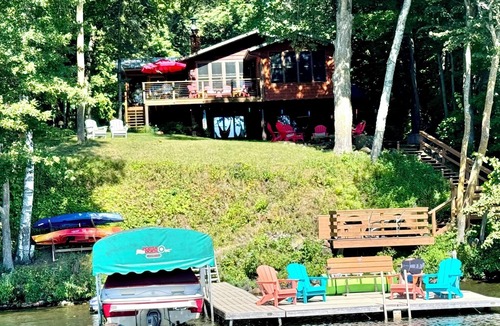 Sarona Cabin | Lakefront Cabin on Long Lake – 3BR w/Dock, Kayaks, Games & VIEWS!