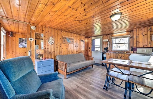 Houghton Lake Cabin | Lakefront Cottage with Fire Pit, Beach & Pet Friendly in Houghton Lake, Michigan