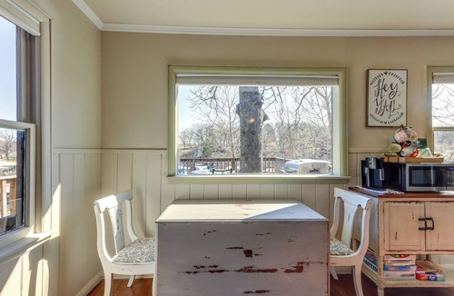 Tia Juana Cabin | Lakefront Eucha Escape w/Views & Boat Slip!