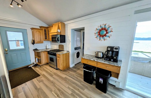 Whitmore Lake House | LakeFront Home W/Guest House 200ft Beach Panoramic Views Sleeps 10