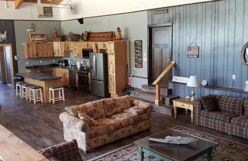 Menominee House | Lakefront Lake Michigan Beach House 5,500sf