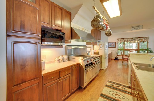 Big Bay House | Lakefront Lookout! Private Sand Beach on Superior