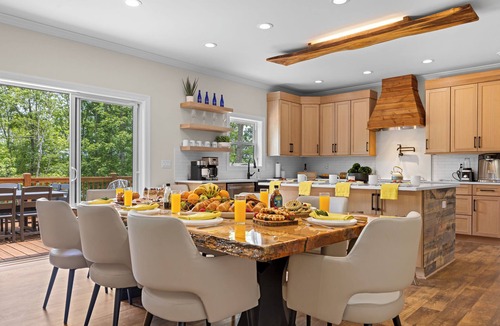 Mill Spring House | Lakefront Luxury - Pickleball · Dock · Hot Tub