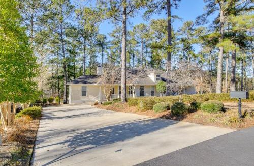 McCormick House | Lakefront McCormick Gem: Deck & Golf Course Views