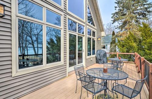 Higgins Lake House | Lakefront Roscommon Home w/Game Room & Dock!