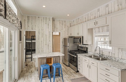 Big Bend Township House | Lakefront Tiny Home w/Dock Near Chetek!