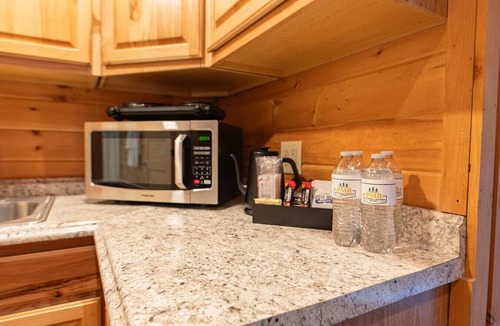 Bethlehem Cabin | Lakefront Two King Cabin White Mountains