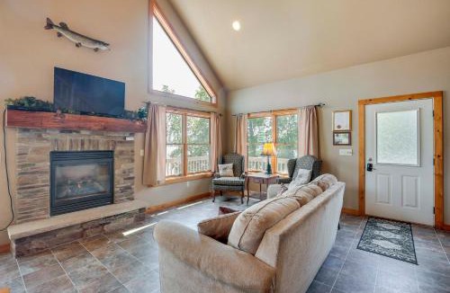 Townsend House | Lakefront Wisconsin Getaway w/Kayak + Boat Dock!