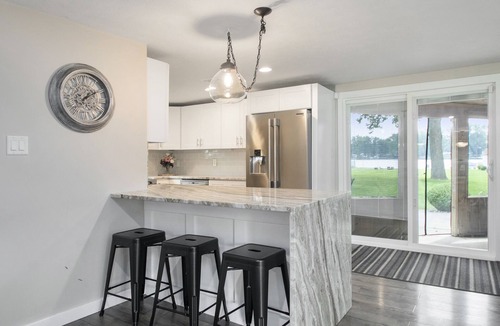 Elkhart House | Lakeshore Cottage