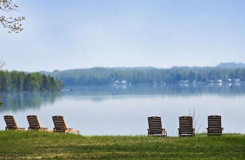 Carp Lake Hotel | Lakeside Heritage Resort
