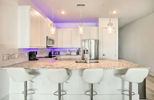 Montgomery House | Lakeside Montgomery Condo Near Boat Rental!