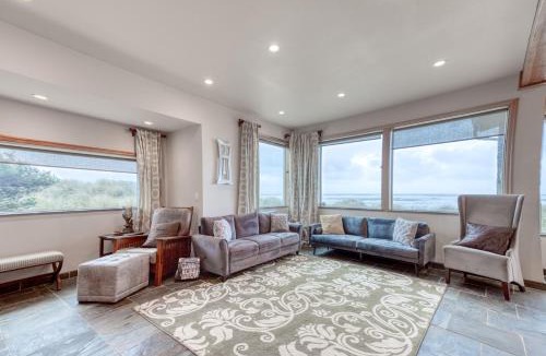 Tierra Del Mar House | Land of the Sea Luxury