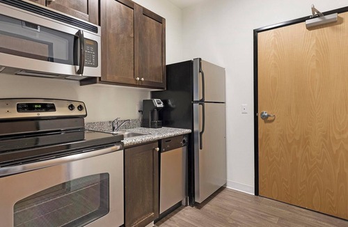 Pearl District Apartment | Landing | Amazing Studio, Gym, Courtyard