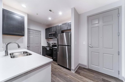 Corryville Apartment | Landing | Beautiful 2BD, Gym, Clubhouse