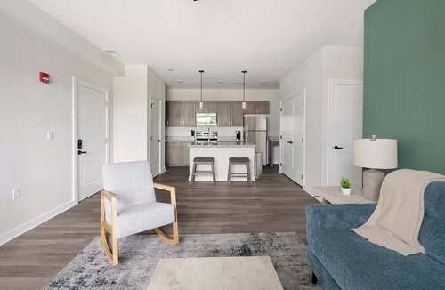 Knoxville Apartment | Landing | Beautiful 2BD, Gym