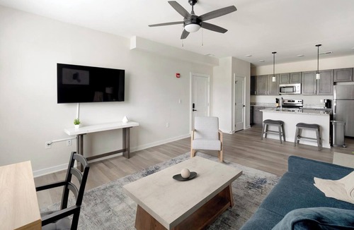 Knoxville Apartment | Landing | Beautiful 2BD, Gym