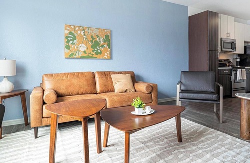 Fairvilla Apartment | Landing | Modern 1BD, Clubhouse, Gym