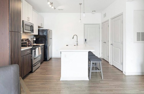Fairvilla Apartment | Landing | Modern 2BD, Gym, Clubhouse