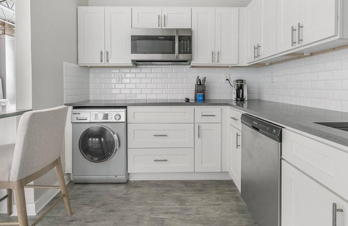 Central Business District Apartment | Landing | Stunning Studio, Clubhouse, Gym