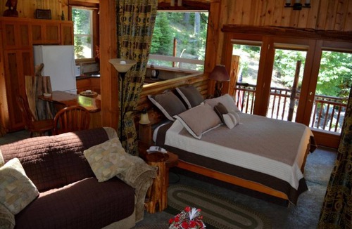 Saginaw Bed & Breakfast | Lanzarotta Bed and Breakfast