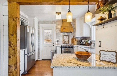 Downtown Cannon Beach House | Larch St Cottage - Perfect Downtown Location!