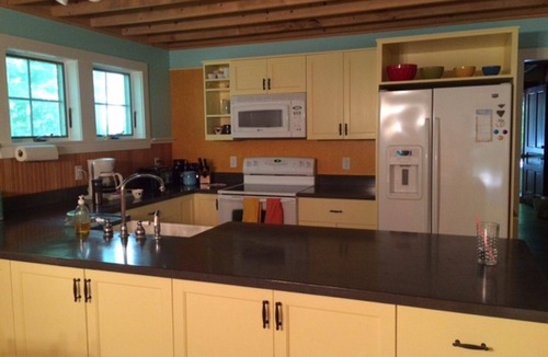 Frankfort House | Large Crystalia Cottage along Famous M22 Vacation Corridor