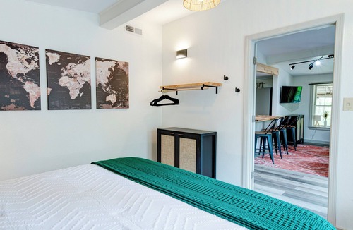 Waynesville Cabin | Large Lodge within walking distance to downtown Waynesville - sleeps 16