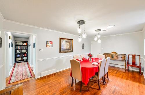 Richland Hills House | Large Yard & Fire Pit! Home 13 Mi to AT&T Stadium