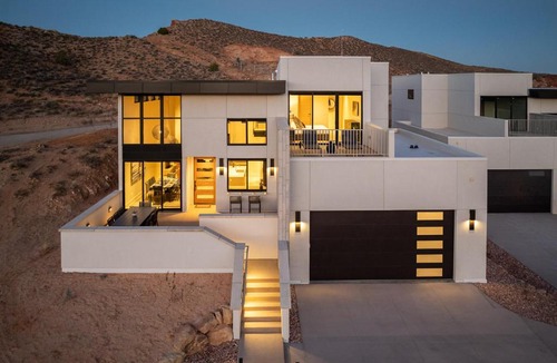 Moab Hotel | LIONSBACK RESORT