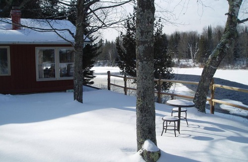 Cornell Cabin | Little Cabin on the River - Escanaba River - LCotR - Pet Friendly