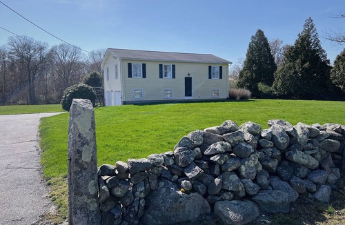 Little Compton House | Little Compton Summer Escape, 5 min from the beach