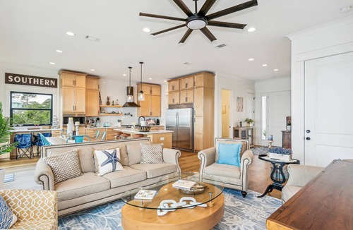 Gulf Breeze House | Little Palm - Luxurious Waterfront Hidden Gem - Breathtaking Views - New Dock