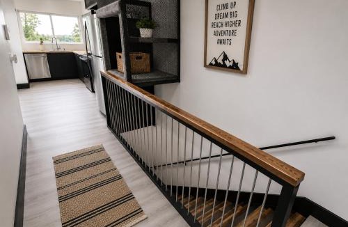 Lancaster Hotel | Lockridge Park