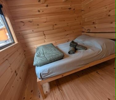 Silver Lake House | Loft View Cabin 3 Min to Silver Lake Sand Dunes