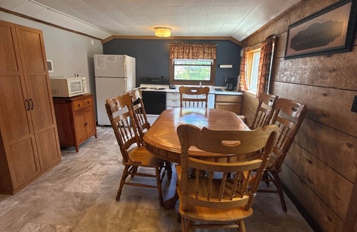 Ontonagon Cottage | Lofty Pines at Miller's Cottages