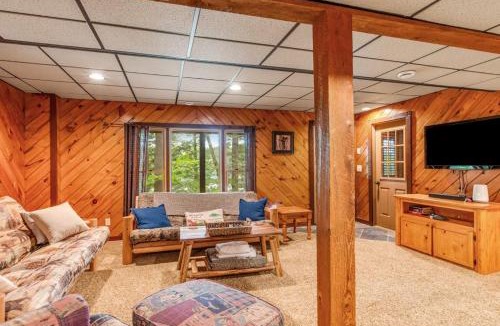 Mercer House | Loon's Landing