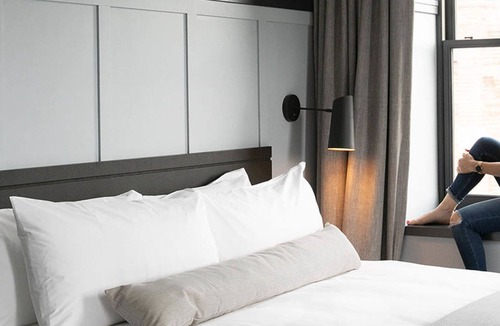 Stillwater Hotel | Lora