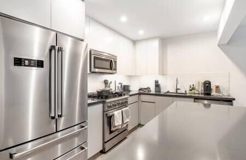 University Heights Apartment | Lovely 2BD Sandhill @ Menlo Park