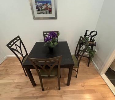 Queens Apartment | lovely and charming