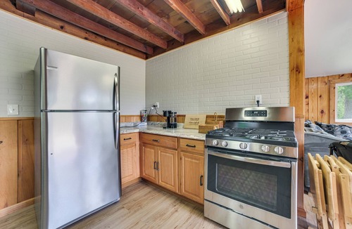 Lupton Cabin | Lupton Cabin Near Lake & Trails - Fire Pit & More!