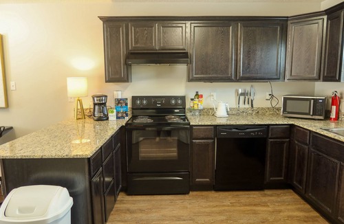 Lake Charles House | Lux 2 Bedroom 2.5 Bath/511A