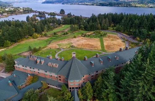 Stevenson House | Luxe Escapes: Glamping in Washington's Wilderness