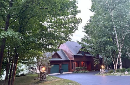 Kewadin House | "Luxurious 4BR/4BA Retreat on Torch Lake - Perfect for Families"