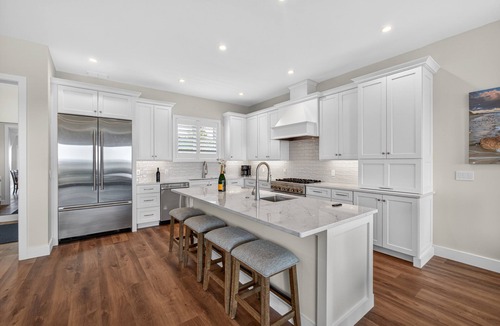 Bay Harbor House | Luxurious 6-Bedroom Home in Bay Harbor with Stunning Amenities!